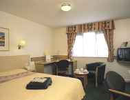 Days Inn South Mimms,  Potters bar